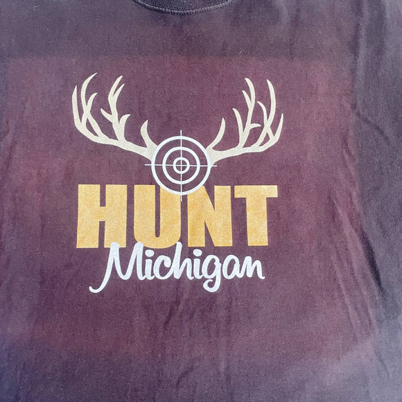 Hunt Michigan Men's Brown Graphic Crewneck T Shirt Archery Buck Deer Size XL - Picture 3 of 4